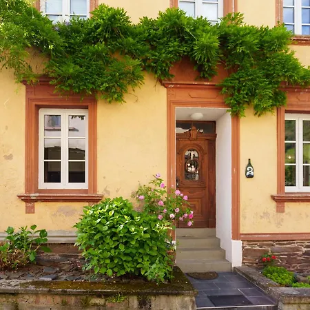 Dinkel Haus An Der Mosel * Traben-Trarbach